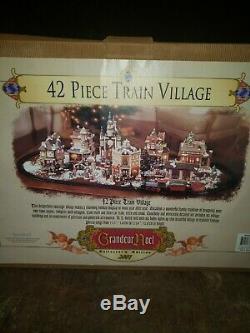 01 Grandeur Noel Collectors Edition 42 Piece Train Village Christmas Set in Box