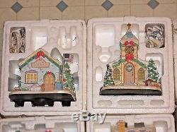 12-Piece lot PRECIOUS MOMENTS CHRISTMAS VILLAGE, Hawthorne Village, Buildings