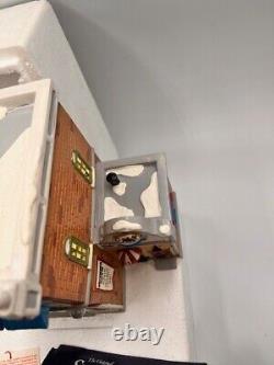 1995 Dept 56 Snow Village VILLAGE POLICE STATION withBox, Light, & Hangtag, Mint
