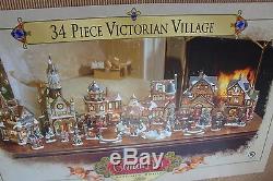 2000 Grandeur Noel 34 Piece Victorian Village Lighted Christmas Set NEW IN BOX