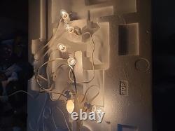 2000 Grandeur Noel Collector's Edition 34 Piece Victorian Village Set