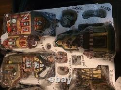 2000 Grandeur Noel Collector's Edition 34 Piece Victorian Village Set