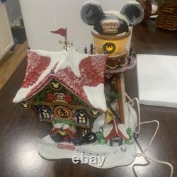 2003 Dept. 56 North Pole Series Mickey's North Pole Holiday House Retired with Box