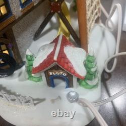 2003 Dept. 56 North Pole Series Mickey's North Pole Holiday House Retired with Box