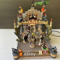 2005 Lemax Spooky Town Halloween Monsters Ball 54302 Animated with box WORKS