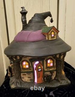 2012 Department 56 Halloween HILDA'S WITCH HAUNT House #4025341 Light Retired