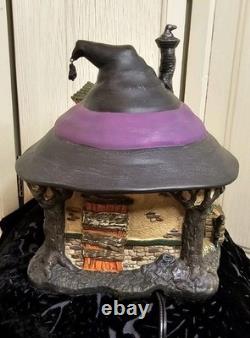 2012 Department 56 Halloween HILDA'S WITCH HAUNT House #4025341 Light Retired