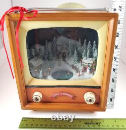 2012 Roman Animated Musical Christmas TV Moving Skaters & Winter Village Scene