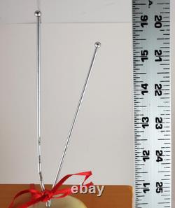 2012 Roman Animated Musical Christmas TV Moving Skaters & Winter Village Scene