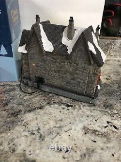 2018 Carole Towne RYKERs HUNTING LODGE Bear Lighted Musical Christmas Village