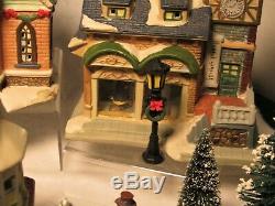 20 pc Lighted Christmas Village House Set 2006 Christmas Streets by Big Lots