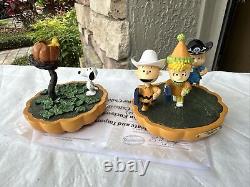 2 HAWTHORNE Village Peanuts It's the Great Pumpkin Are You Coming Trick Or Treat