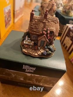 36 Lilliput Lane cottages IN boxes WITH deeds mint condition