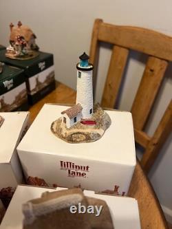 36 Lilliput Lane cottages IN boxes WITH deeds mint condition