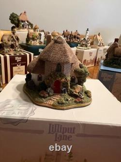 36 Lilliput Lane cottages IN boxes WITH deeds mint condition