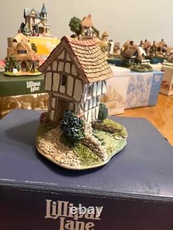 36 Lilliput Lane cottages IN boxes WITH deeds mint condition
