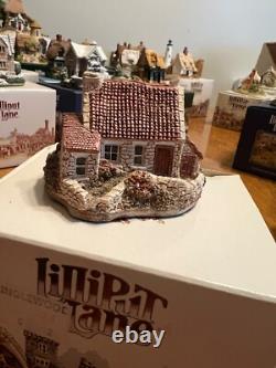 36 Lilliput Lane cottages IN boxes WITH deeds mint condition