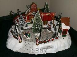 Animated North Pole Tree Lot Lemax 1 OF A KIND PIECE -with figures & adapter