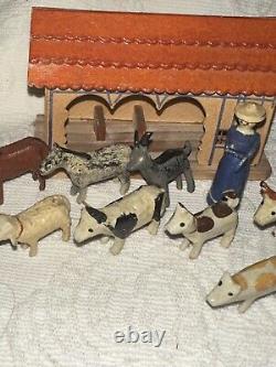 Antique Rare German Putz Erzgebirge Wooden Stable And Miniatures