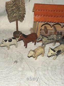 Antique Rare German Putz Erzgebirge Wooden Stable And Miniatures