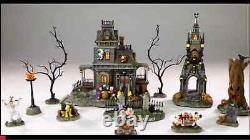 (BRAND NEW) Disney Halloween Village Set, 12-piece