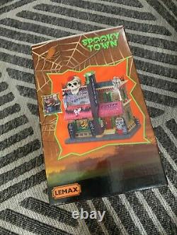 BRAND NEW IN BOX LEMAX Spooky Town The Skull & Rose Tattoo Studio