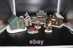 BSA BOY SCOUTS OF AMERICA LIGHTED CHRISTMAS SCOUTING VILLAGE KIT 619637 with Box