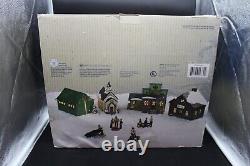 BSA BOY SCOUTS OF AMERICA LIGHTED CHRISTMAS SCOUTING VILLAGE KIT 619637 with Box