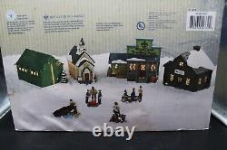 BSA BOY SCOUTS OF AMERICA LIGHTED CHRISTMAS SCOUTING VILLAGE KIT 619637 with Box