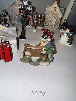 Beautiful Miniature Winter Village Set Up Christmas Village / Winter Wonderland