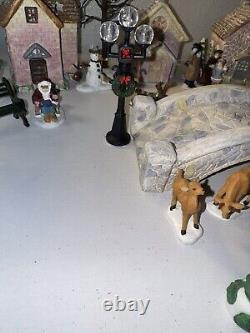 Beautiful Miniature Winter Village Set Up Christmas Village / Winter Wonderland