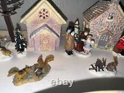 Beautiful Miniature Winter Village Set Up Christmas Village / Winter Wonderland