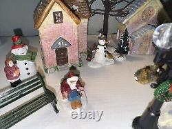 Beautiful Miniature Winter Village Set Up Christmas Village / Winter Wonderland