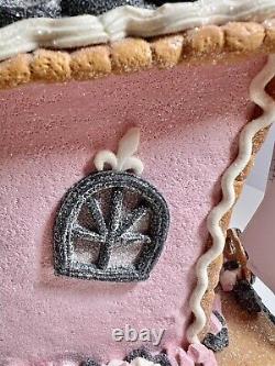 Candy Corn Lane Pastel Pink HALLOWEEN LED Gingerbread LARGE House New 15