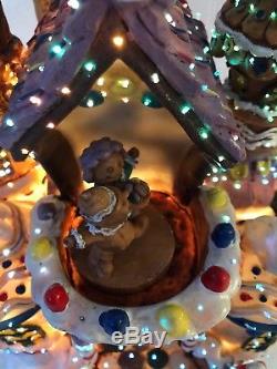 Christmas Gingerbread House Fiber Optic Lights Up Changes Color