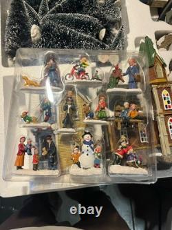 Christmas Village 30 Pc Lighted & Musical Set Costco 999843 Complete