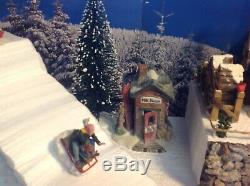 Christmas Village Display Platform Ski Slope W Houses, Figures And Trees Cute