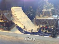 Christmas Village Display Platform Ski Slope W Lemax Houses, Figures And Trees