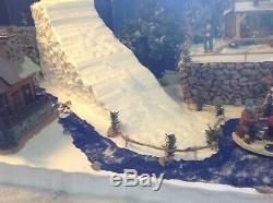 Christmas Village Display Platform Ski Slope W Lemax Houses, Figures And Trees