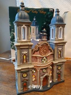 Christmas Village Set Of 3 Spec. Edit. With BONUS figurines