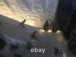 Christmas village display Platform IlluminatesW Led For Lemax Dept 56 North Pole