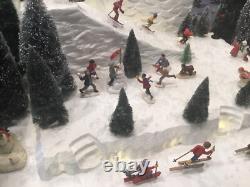 Christmas village display Platform IlluminatesW Led For Lemax Dept 56 North Pole