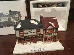 DEPARTMENT 56-ORIGINAL 6 DICKEN'S VILLAGE HOUSES+set of lanterns, fence