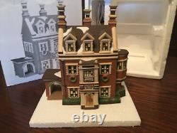 DEPARTMENT 56-ORIGINAL 6 DICKEN'S VILLAGE HOUSES+set of lanterns, fence