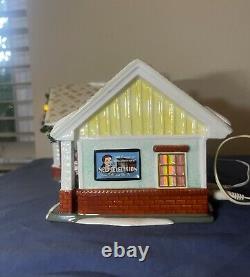 DEPARTMENT 56 THE FLAMINGO MOTEL Snow Village 799930