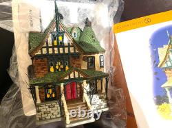 DEPT 56 GRAVELY ESTATE HALLOWEEN SNOW VILLAGE 805674 has lights INTACT