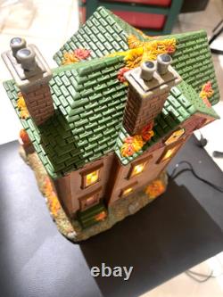 DEPT 56 Halloween MONSTER MASH PARTY HOUSE 6000659 HAS LIGHT & MUSIC SONG