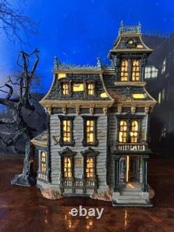 DEPT 56 Halloween MORDECAI MANSION! Haunted, Spooky, Scary, Sounds! Cool lights