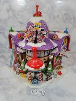 DEPT 56 NORTH POLE NORTH POLE BOARD GAMES FACTORY LIGHTED 2005 Retired