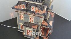 DEPT 56 Snow Village Halloween 1999 Grimsly Manor House Works! Lights Sound Box